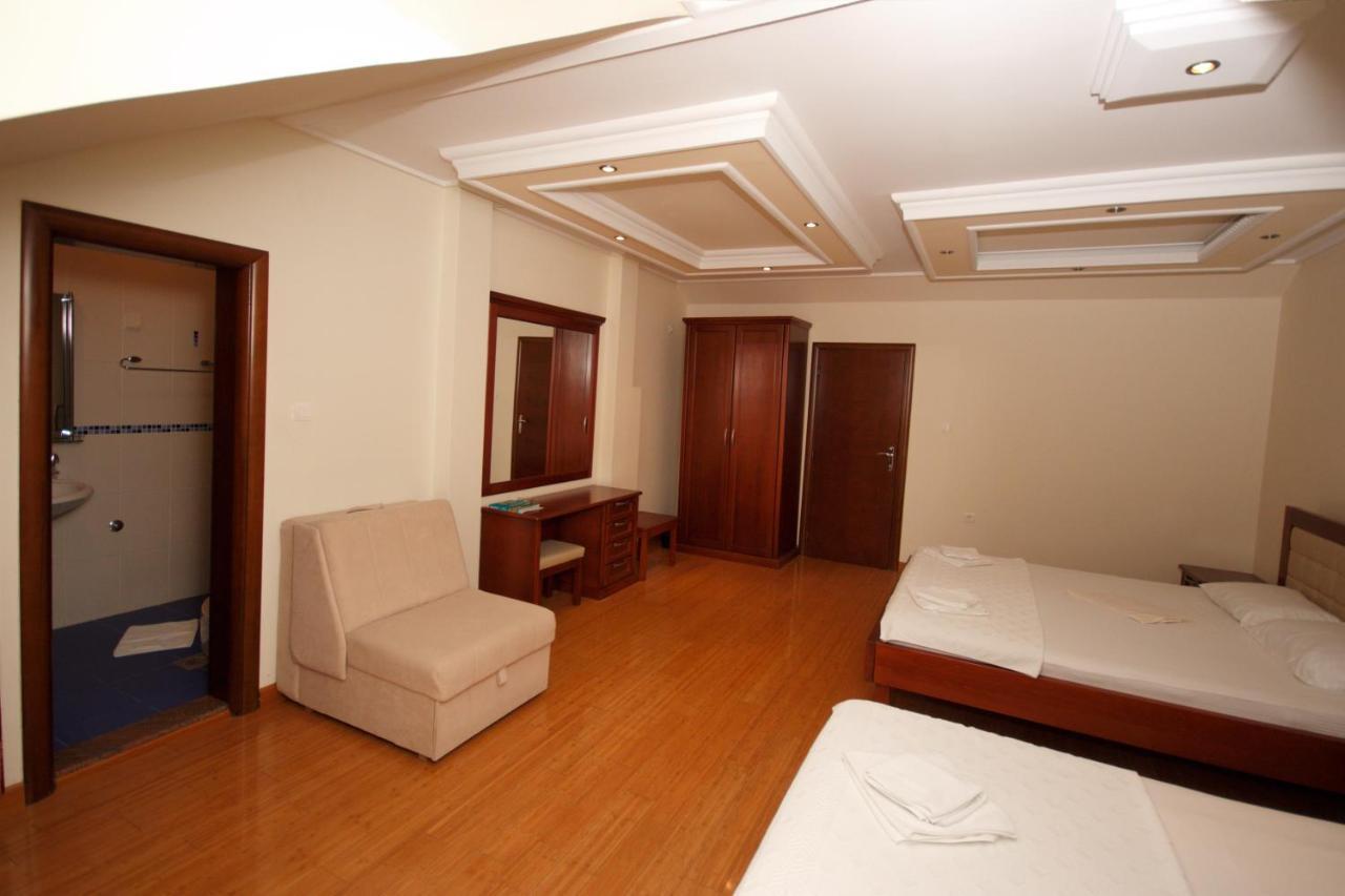 Hotel Rr 헤르섹 외부 사진