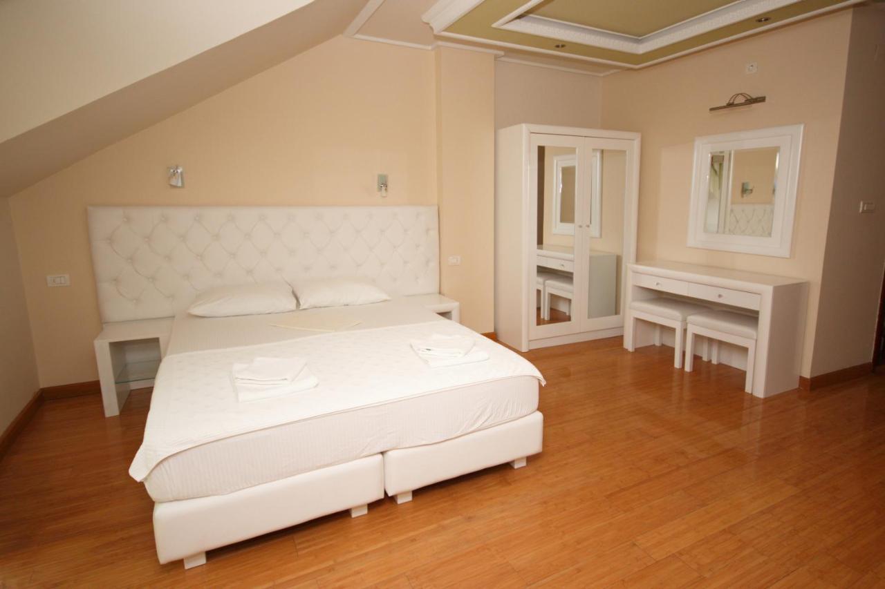 Hotel Rr 헤르섹 외부 사진