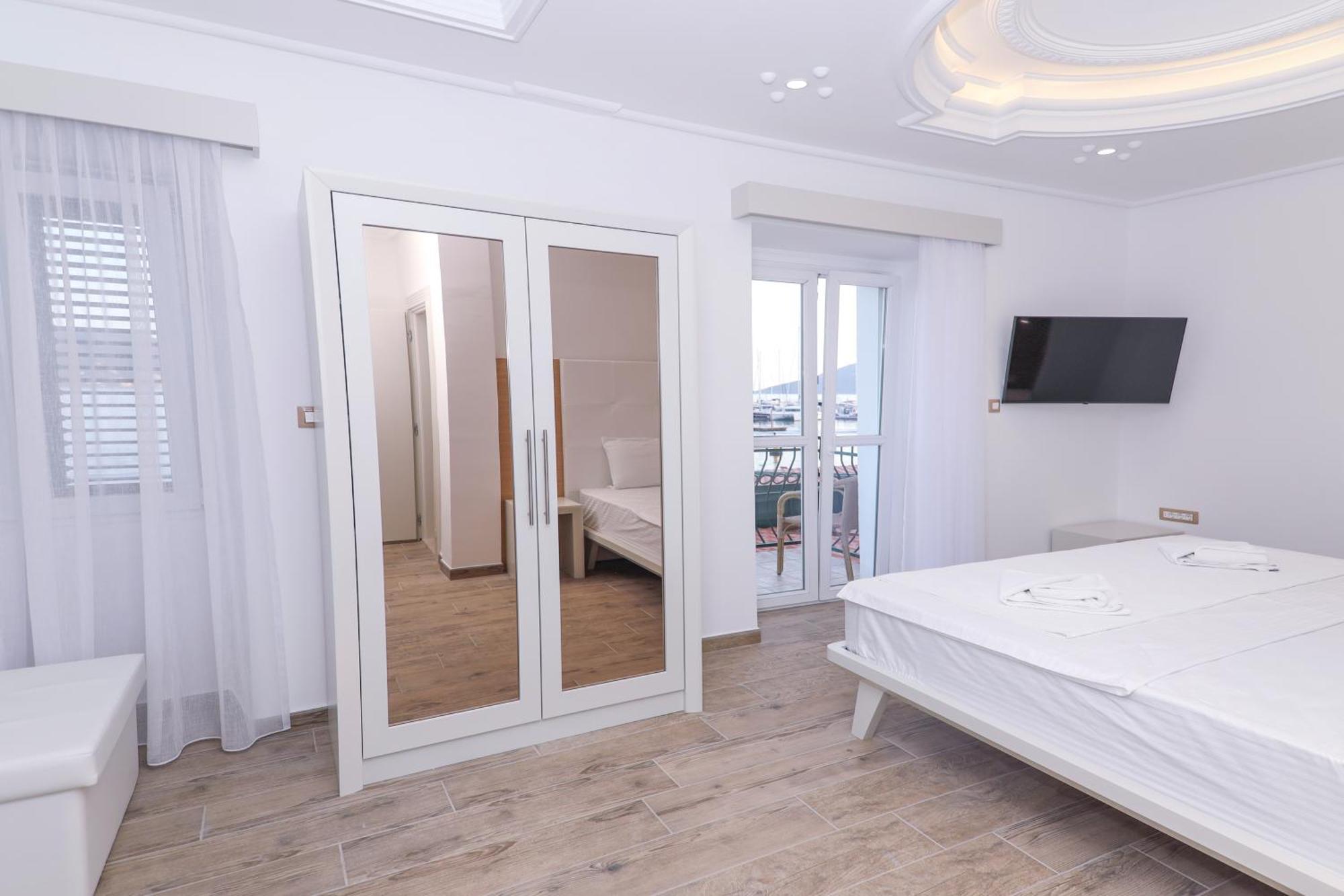 Hotel Rr 헤르섹 외부 사진