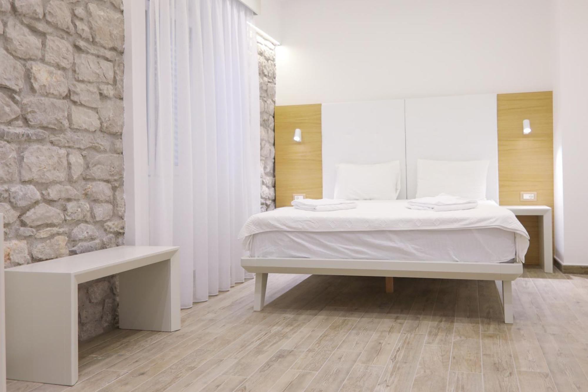Hotel Rr 헤르섹 외부 사진