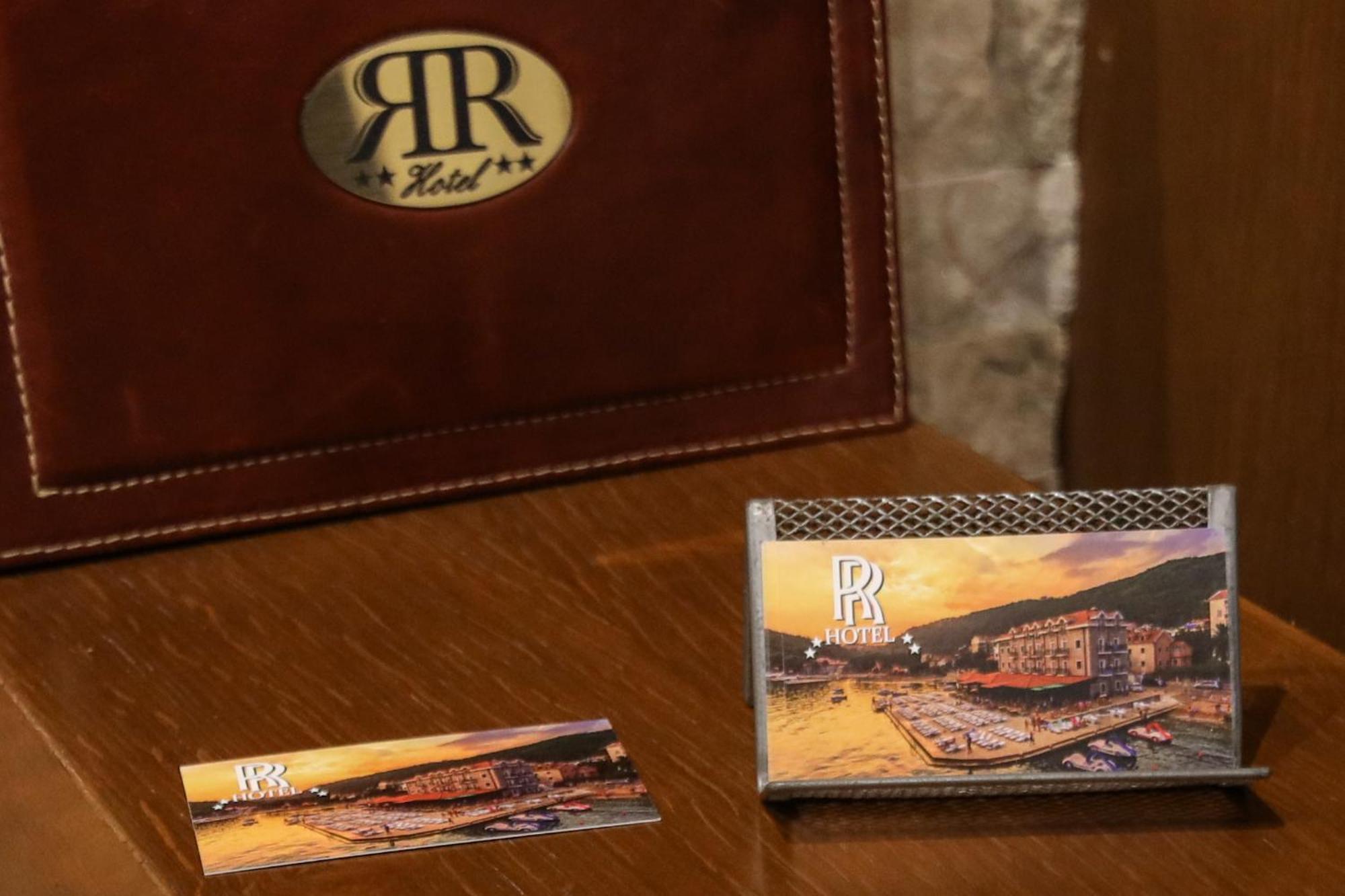 Hotel Rr 헤르섹 외부 사진